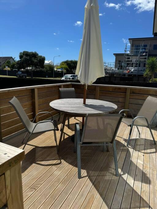 Ultimate Family Holiday - Pet Friendly! Papamoa Buitenkant foto