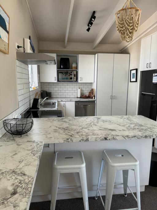 Ultimate Family Holiday - Pet Friendly! Papamoa Buitenkant foto
